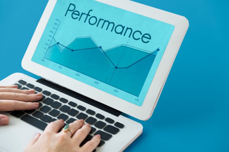 The Science Behind Successful Ad Campaigns: How Performance Marketing Maximizes ROI